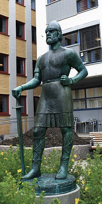 Ladejarl-Fairhair succession wars: Battle of Stiklestad: King Olaf II fights and dies trying to regain his Norwegian throne from the Danes.